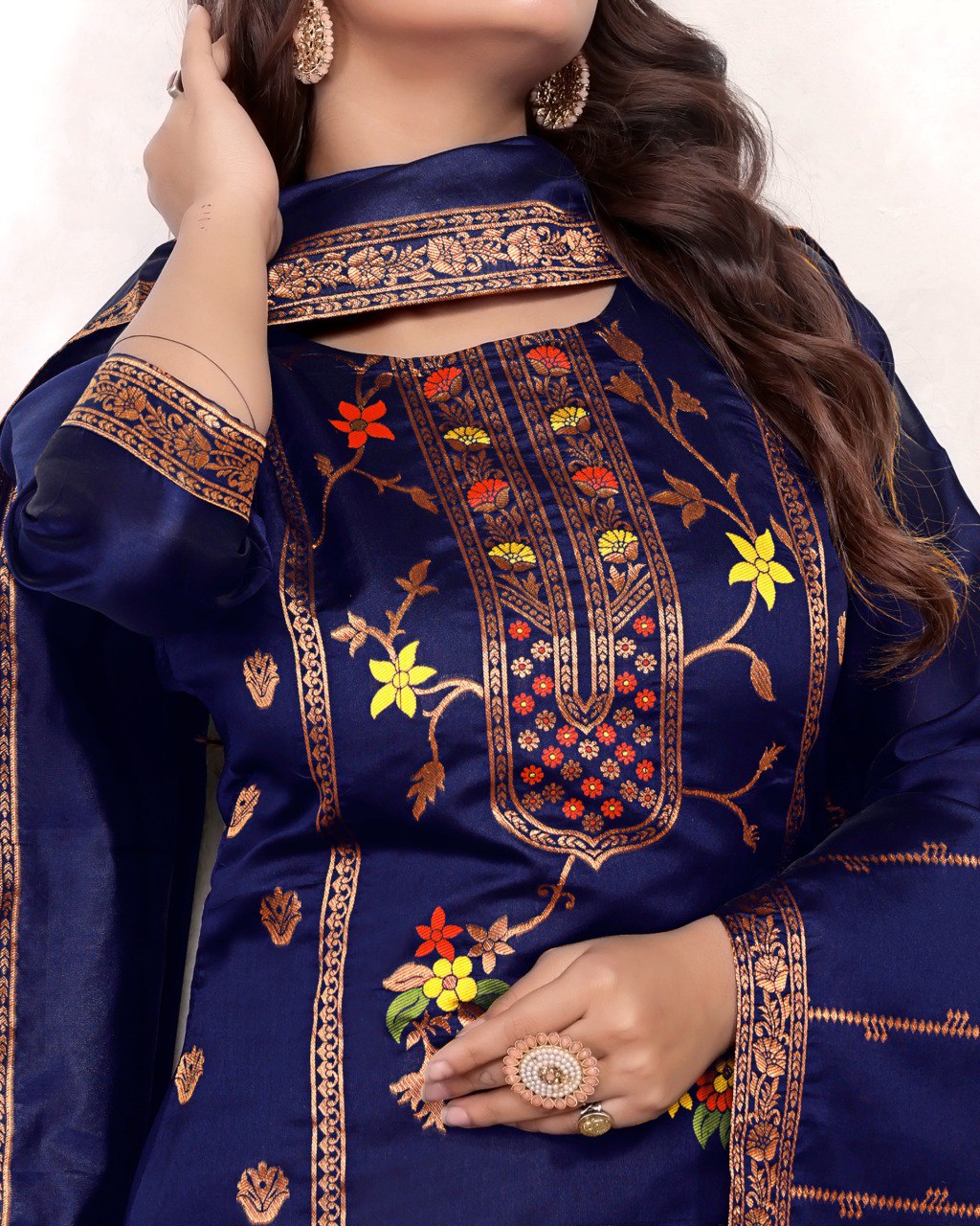 Introducing New Kurti Dupatta & Bottom Set πβ¨